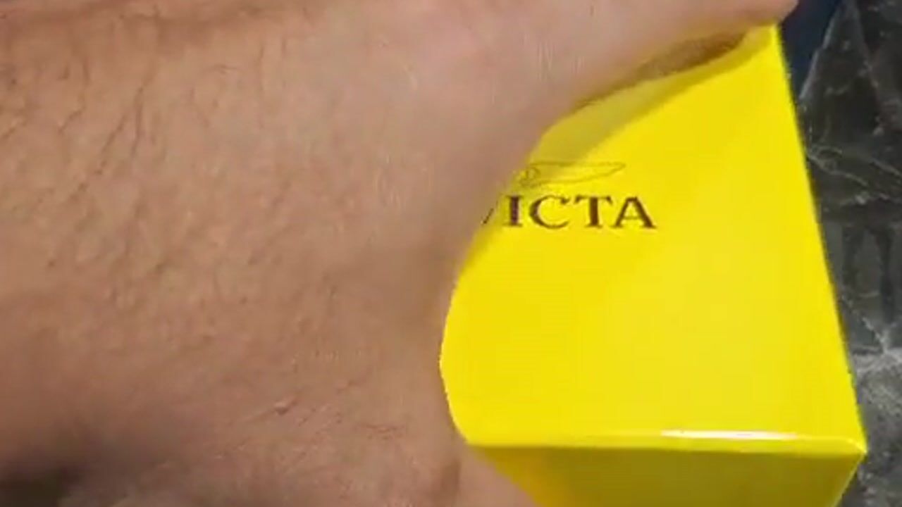 Reloj Invicta para hombre cuarzo (48720) - 48.5 mm - 1