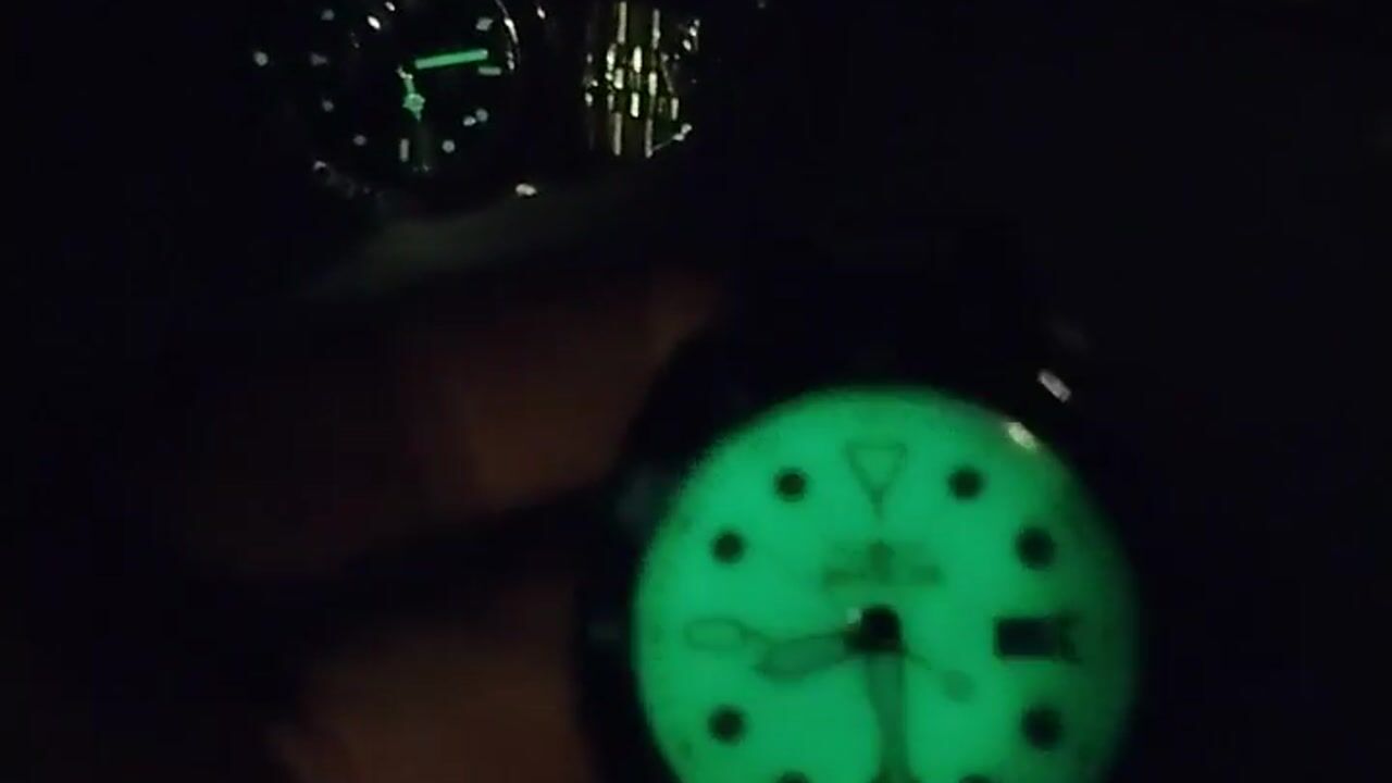 Reloj Invicta Pro Diver para hombre cuarzo (48883) - 46 mm - 4